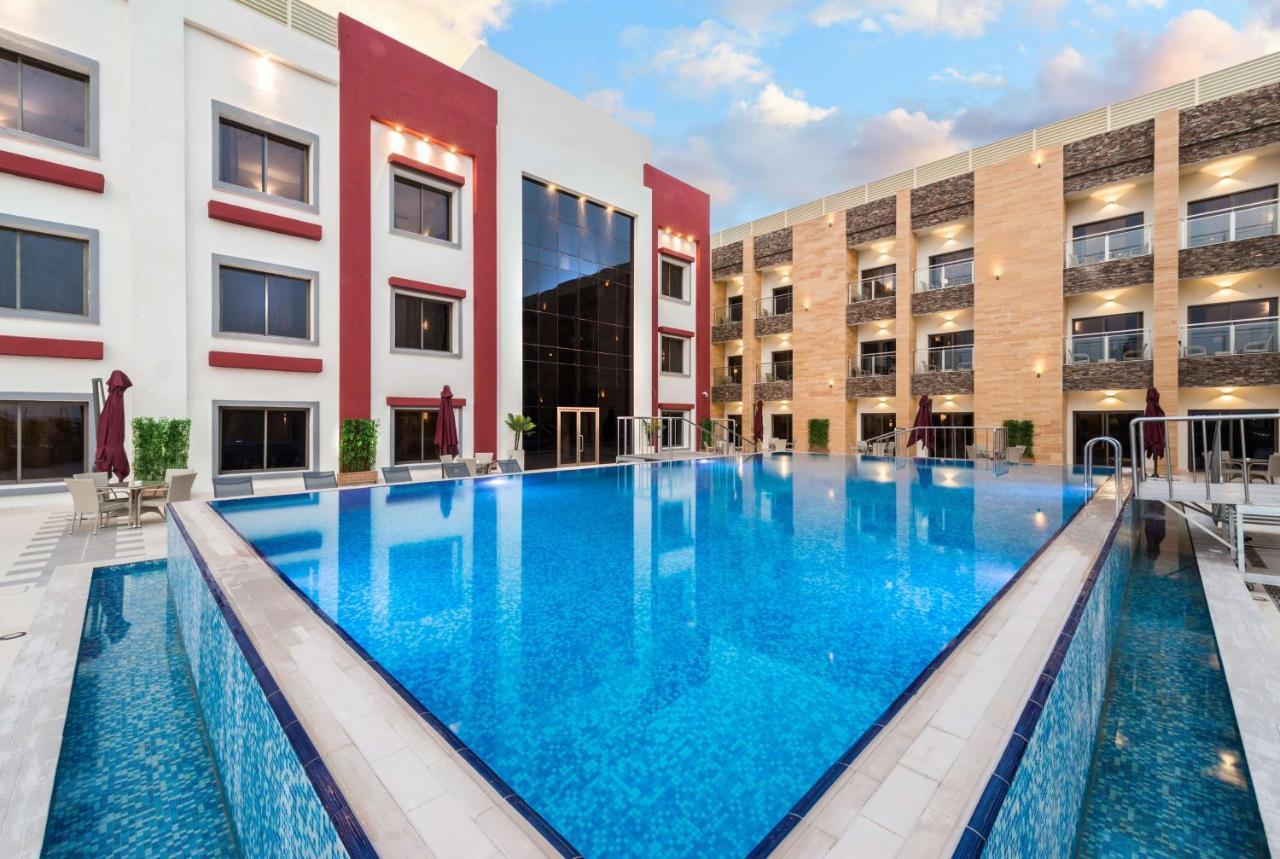 Best Western Plus Al Qurayyat City Center Kültér fotó