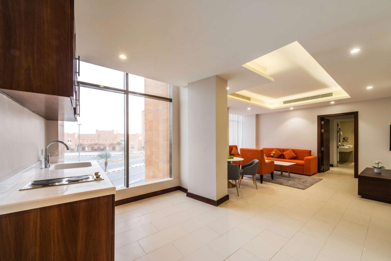 Best Western Plus Al Qurayyat City Center Kültér fotó