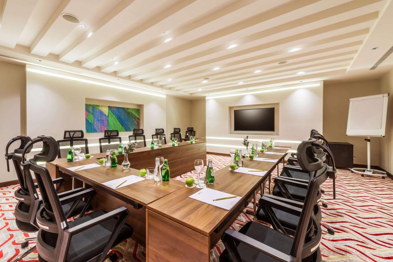 Best Western Plus Al Qurayyat City Center Kültér fotó