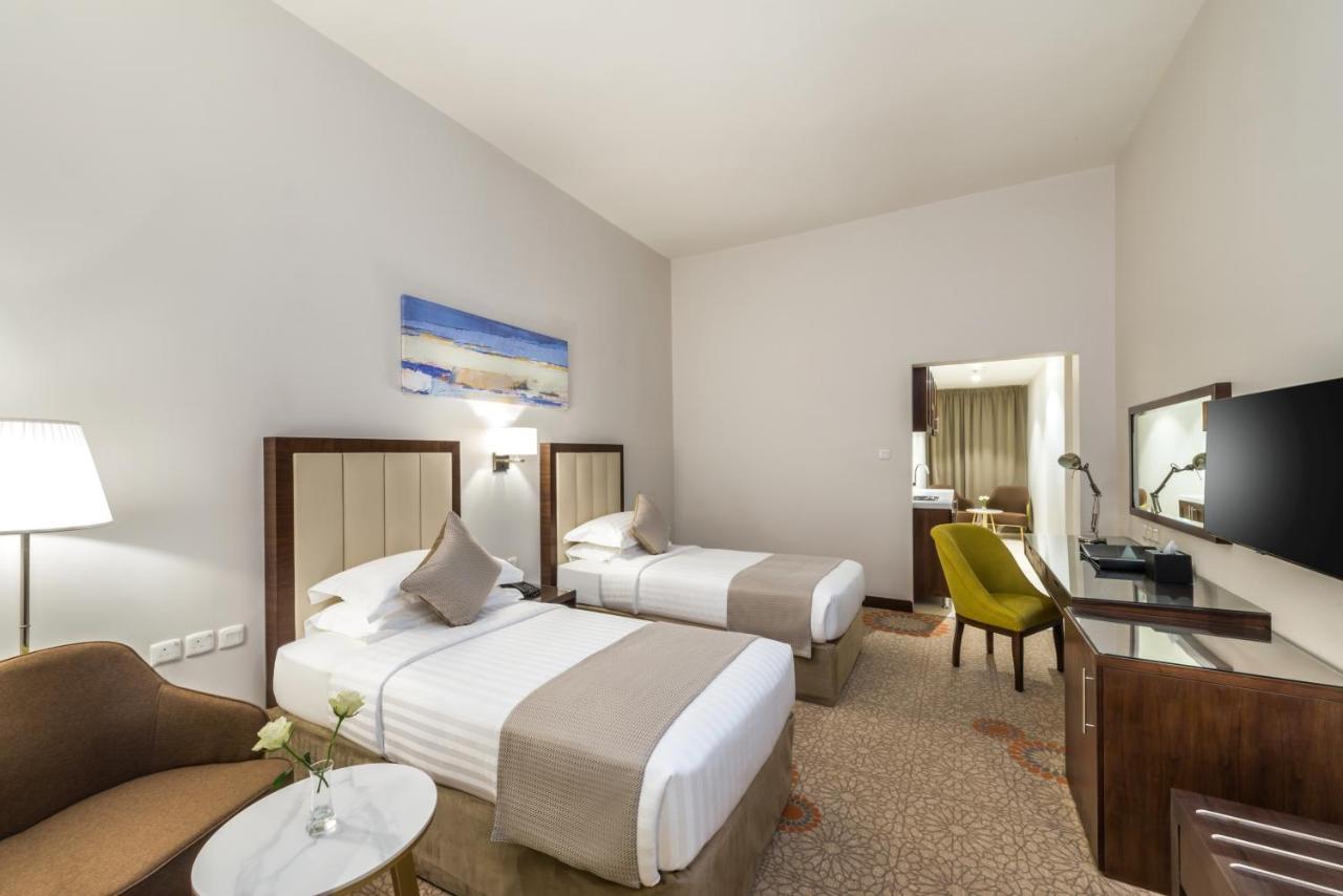 Best Western Plus Al Qurayyat City Center Kültér fotó