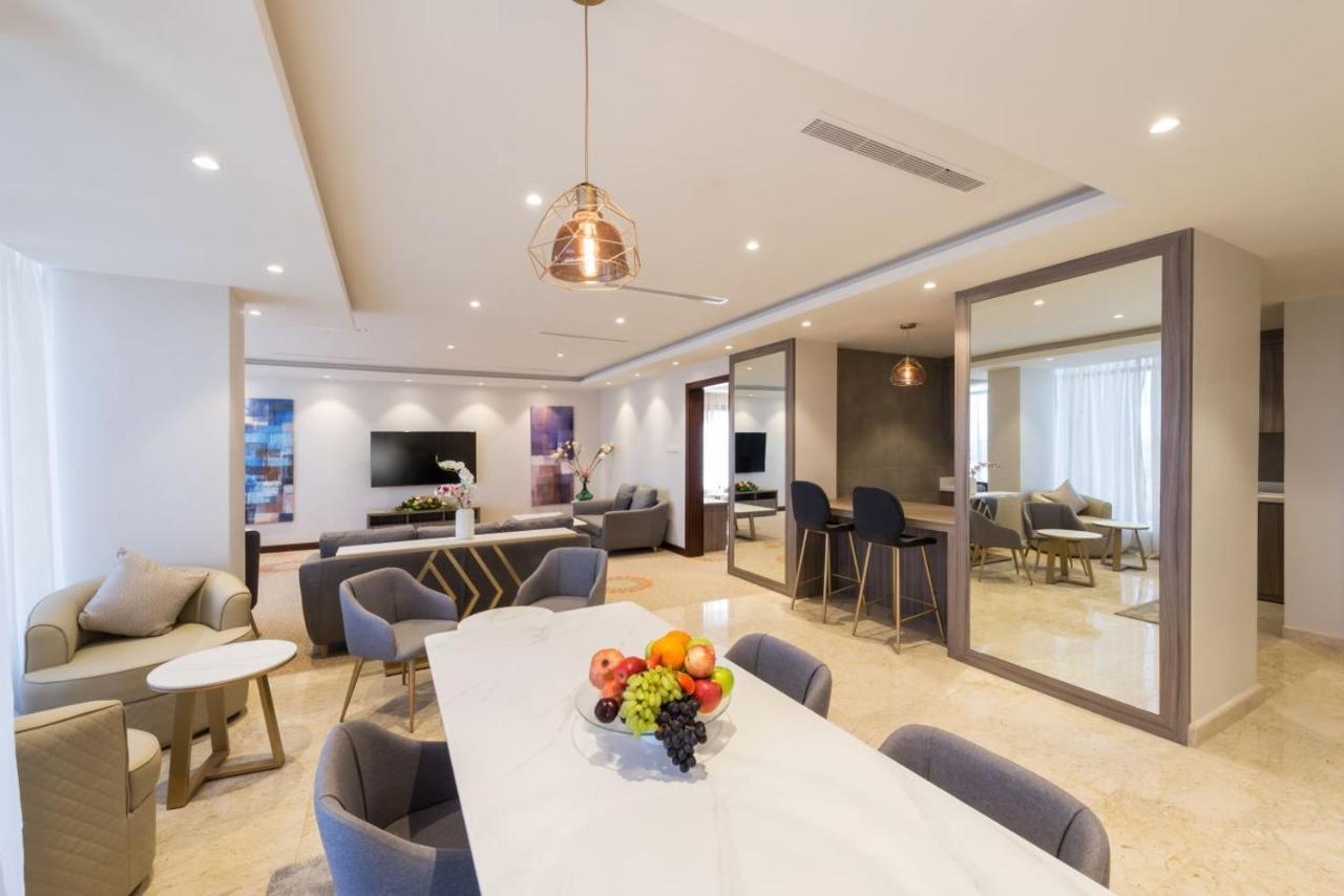 Best Western Plus Al Qurayyat City Center Kültér fotó