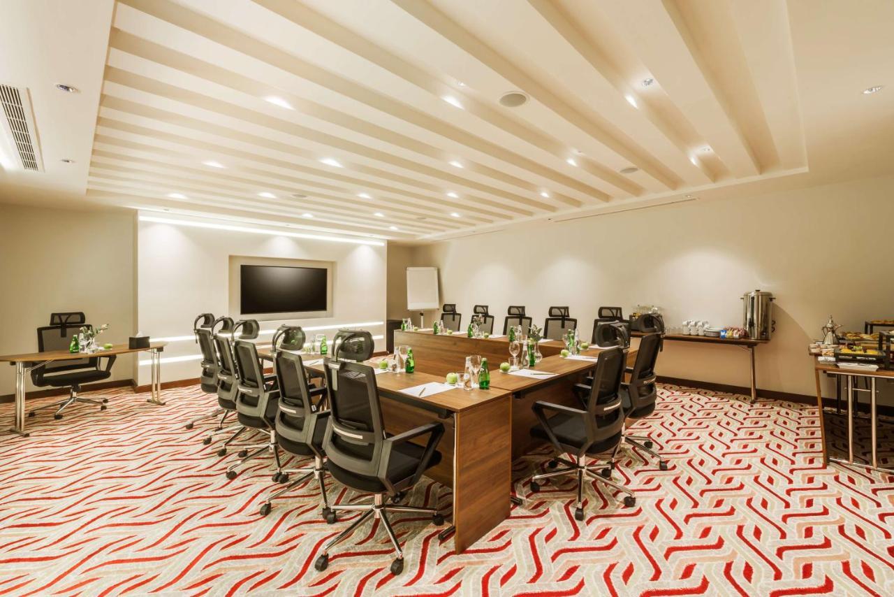 Best Western Plus Al Qurayyat City Center Kültér fotó